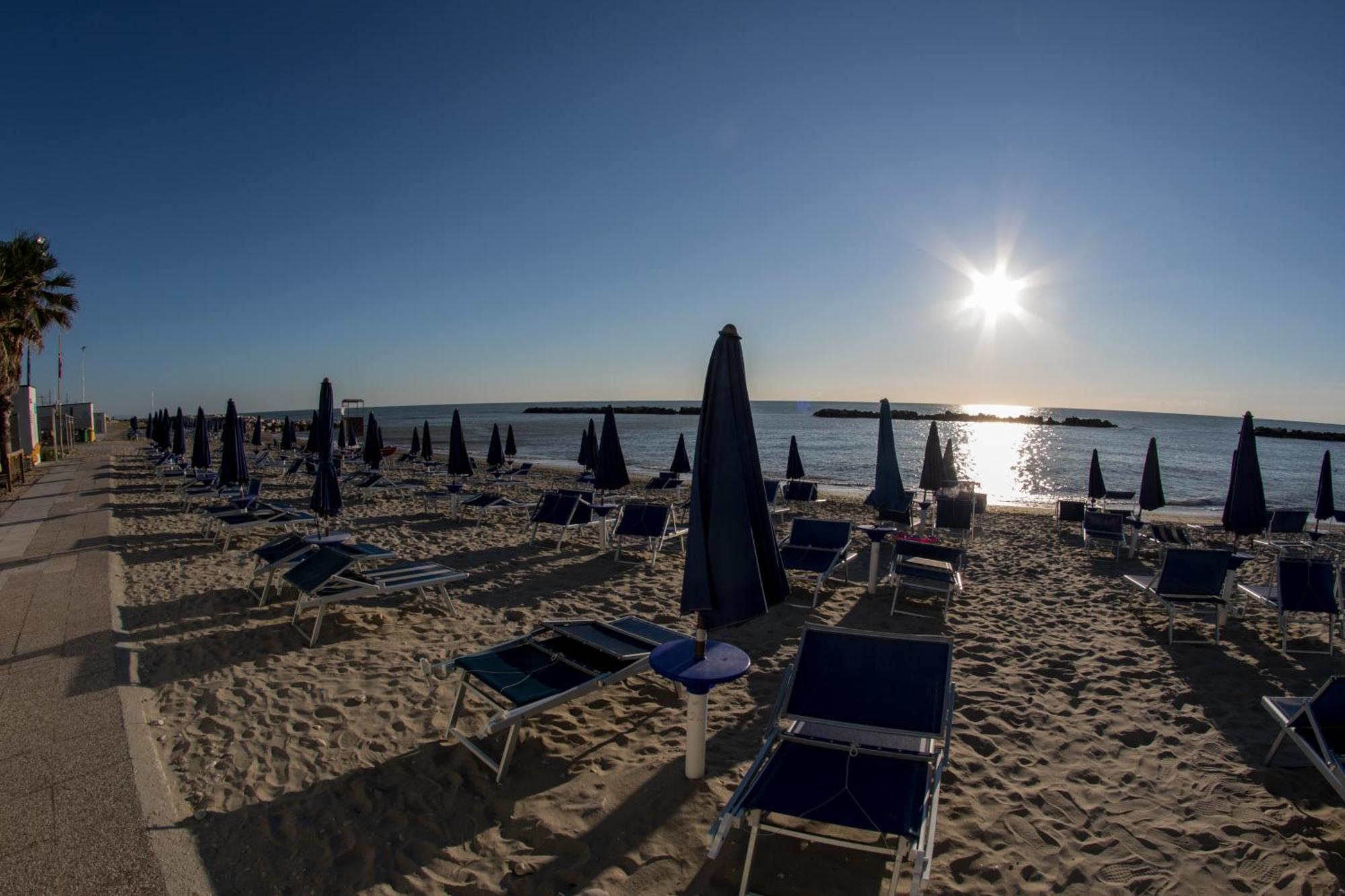 Centro Vacanze Mirage Torre di Palme Экстерьер фото
